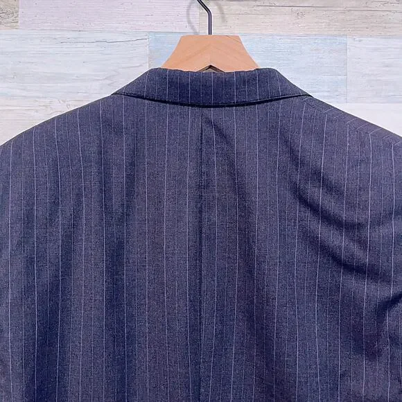 Southwick Bespoke Striped 3 Button Suit Gray Wool Mens 44R 36x31 Pleated Pants